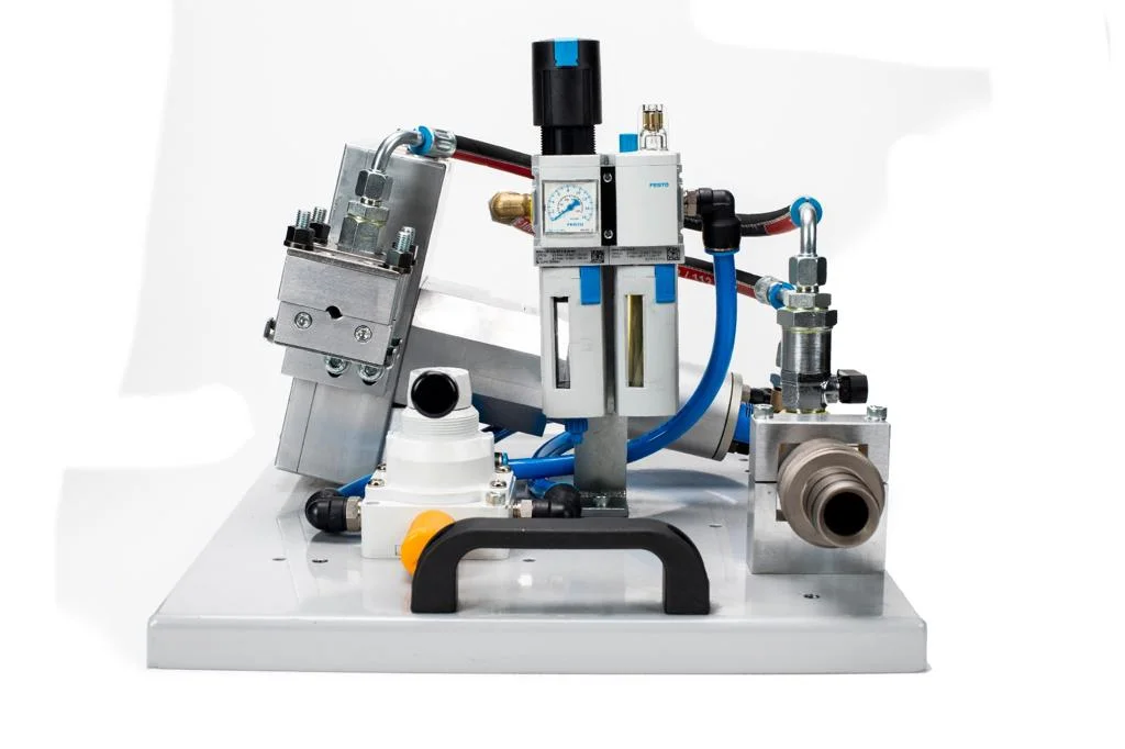 MikroFOK Kabeleinblasmaschine auf Grundplatte
