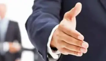 handshake photo after fiber optic cable and cable blowing machine agreement.
